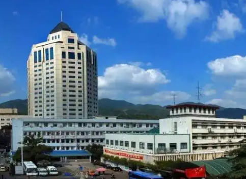浙江省台州医院整形美容科去眼袋效果好吗？实力展现，价格公道