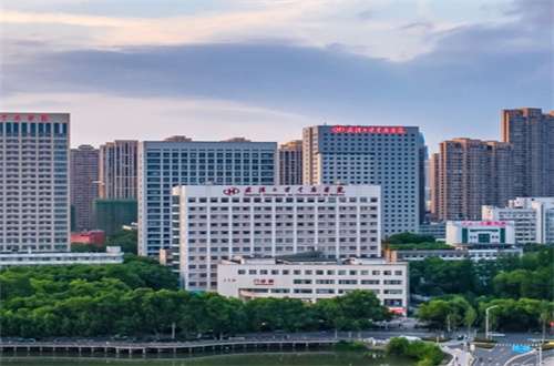 武汉大学中南医院整形美容外科假体隆胸怎么样？更新一份资料